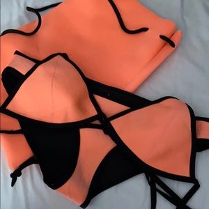 AUTHENTIC Triangl Bikini